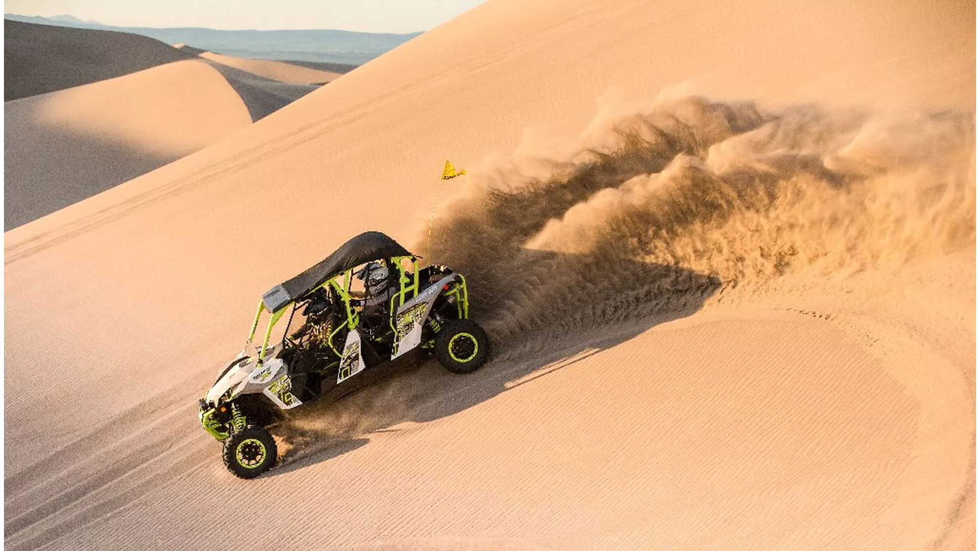 Can-Am Maverick Max 1000R Turbo X DS - Image 7 Can-Am Maverick Max 1000R Turbo X DS - Image 7